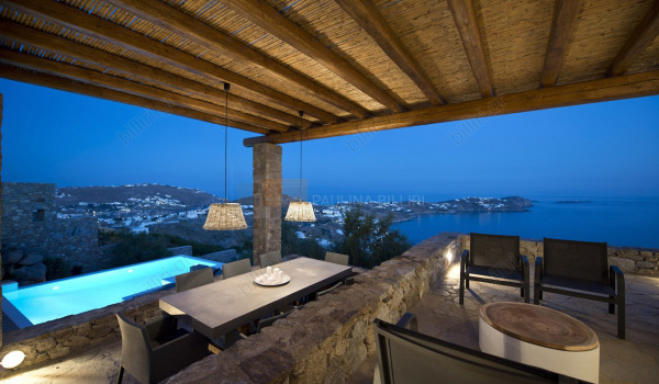 Πισίνα - θέα . Swimming pool - View 